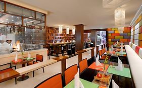 Ramada Jumeirah Hotel